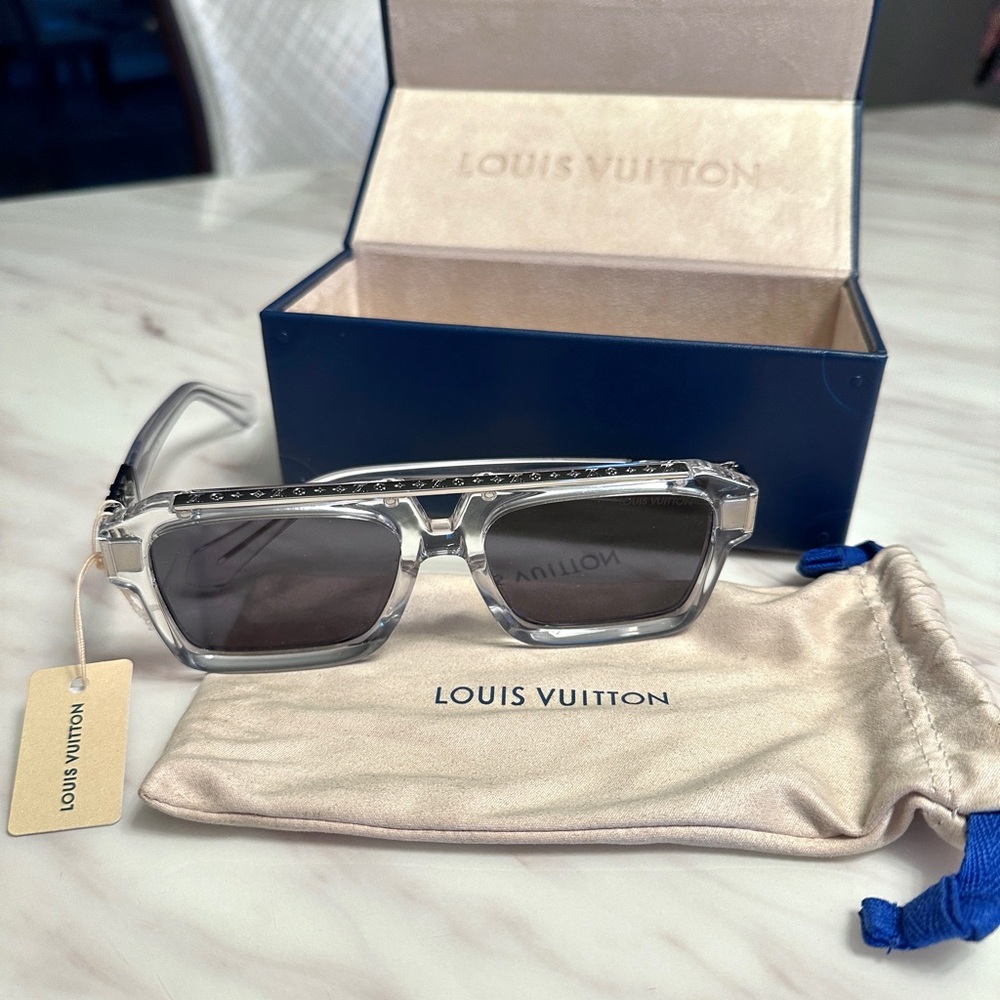 Louis vuitton men sunglasses